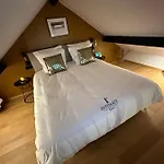 Intimate - Private Wellness B&B Heron
