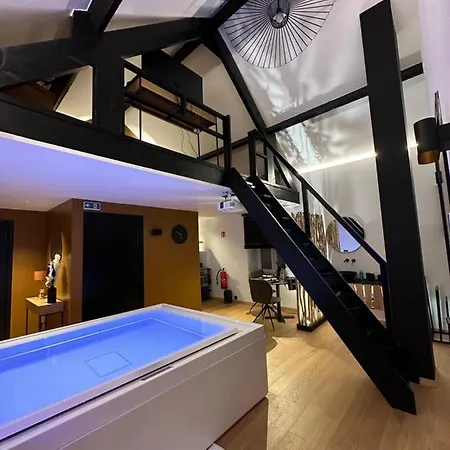 Intimate - Private Wellness Bed & Breakfast 4*