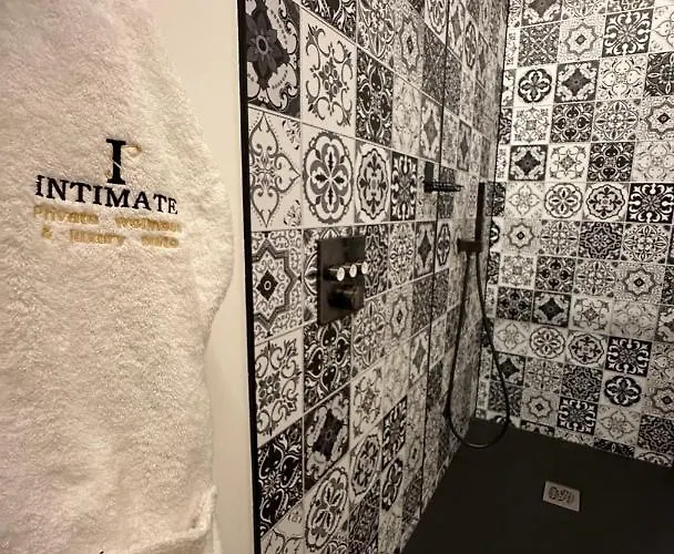 Intimate - Private Wellness Bed & Breakfast